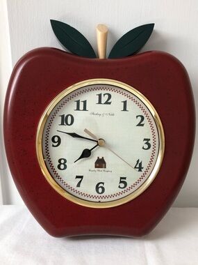 Vintage Sterling & Noble Apple Clock by Country Clock Company